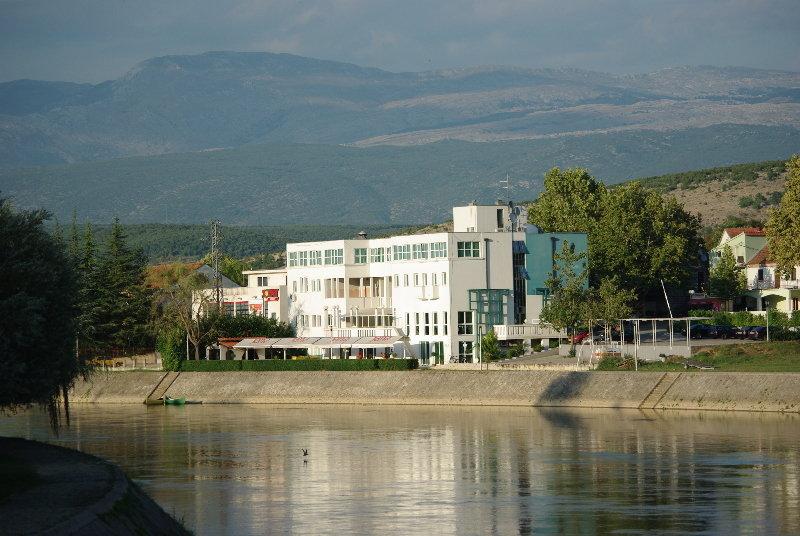 Hotel Sv. Mihovil Trilj Exteriör bild