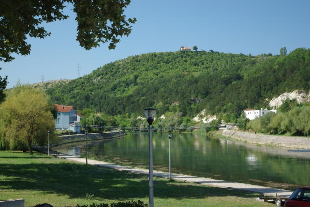 Hotel Sv. Mihovil Trilj Rum bild